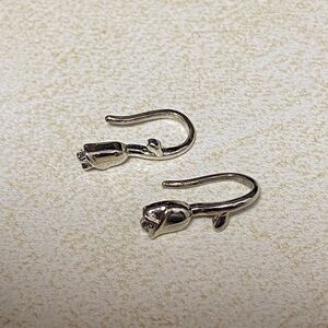 🩶TRADED🩶Solitaire Hanging Rose Silver Earrings